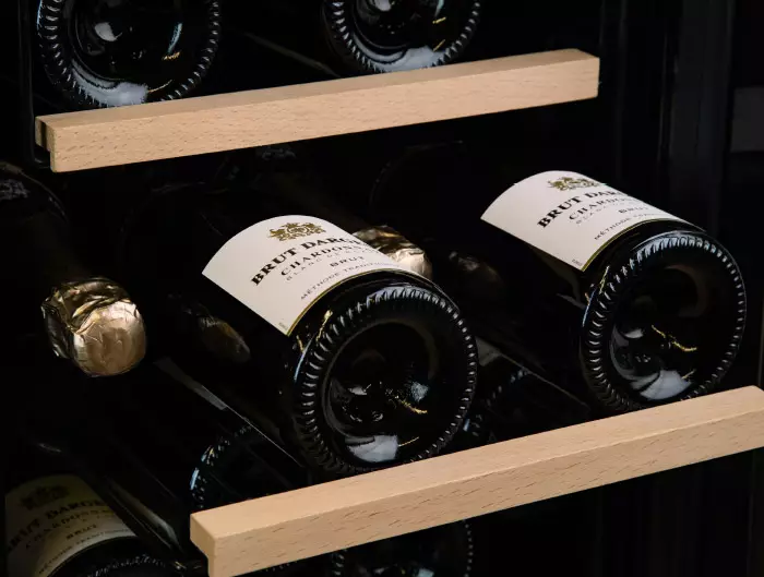 シャンパンボトル収納