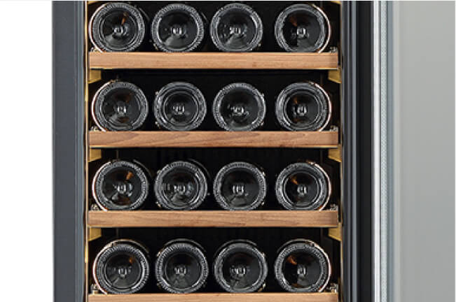 使い勝手の良い広めの棚間隔